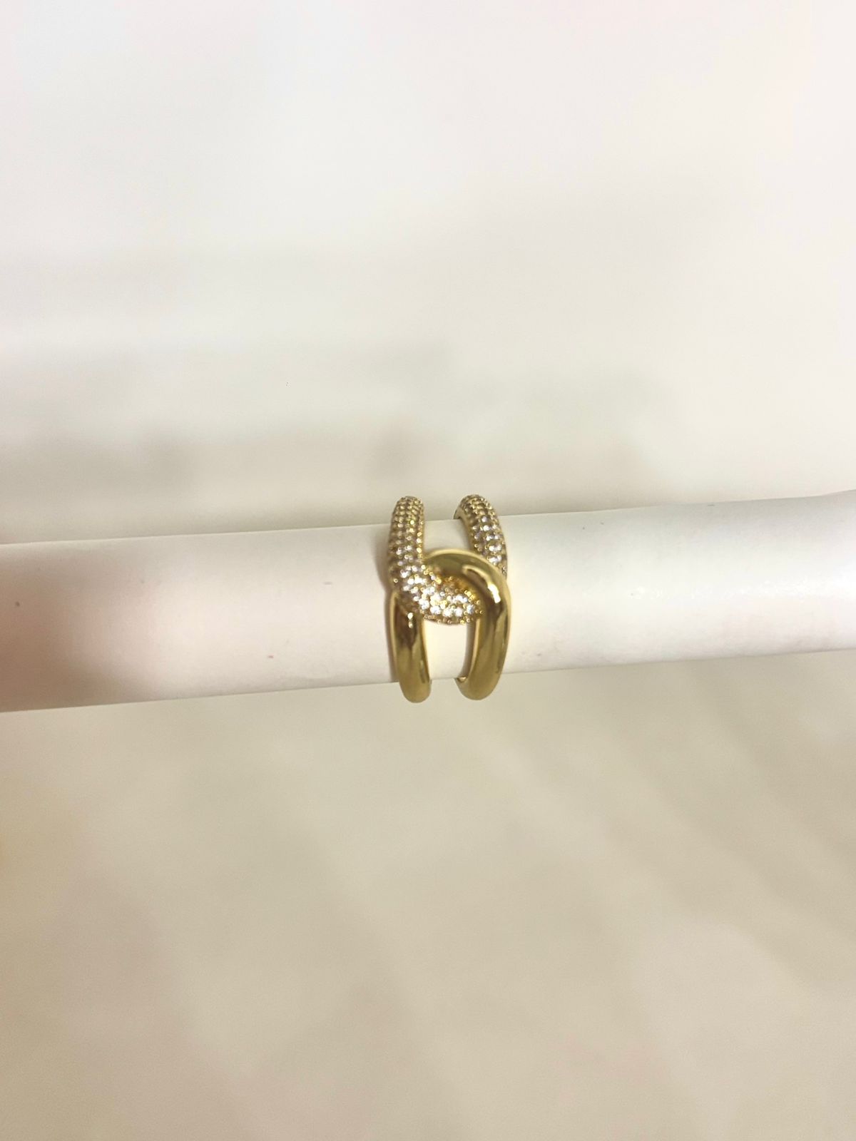 ANILLO ENTRELAZADO