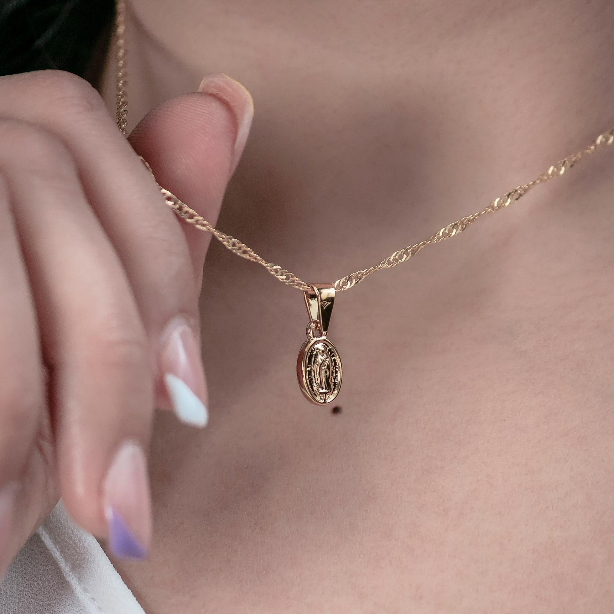 Collar Virgencita
