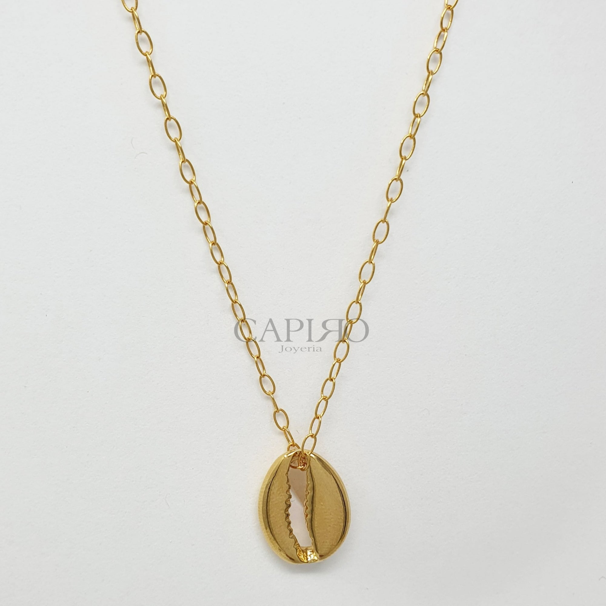 Collar conchita cowrie