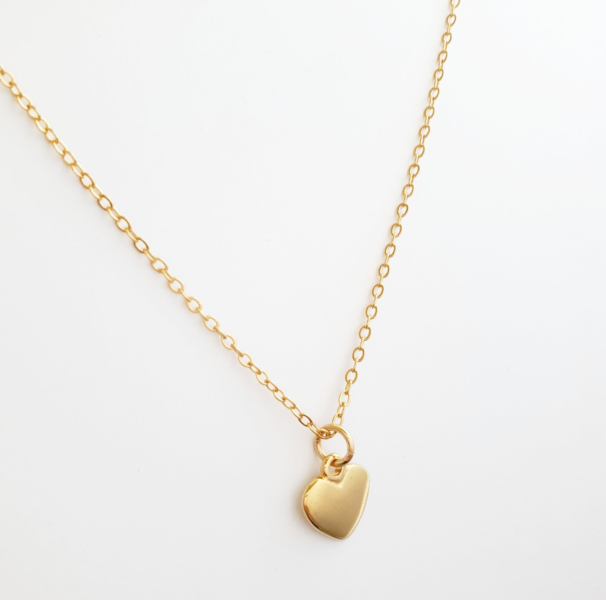 Collar corazón solido